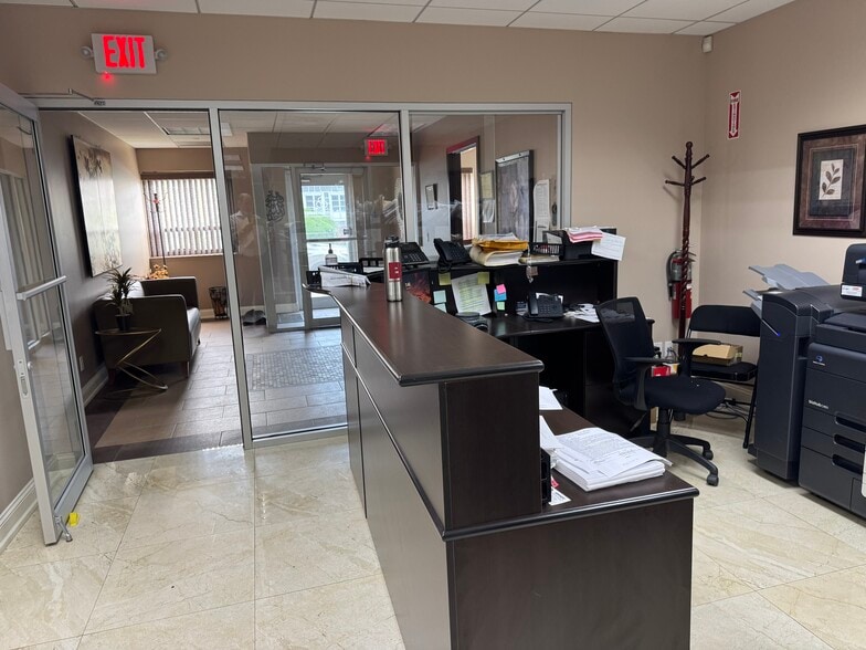 More Photos Of 146 E 2nd St, Mineola Warehouse For Sale
