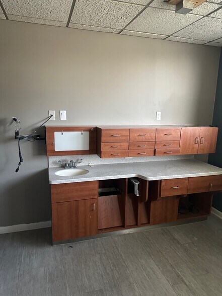 More Photos Of 1385 W State Road 434, Longwood Medical For Lease