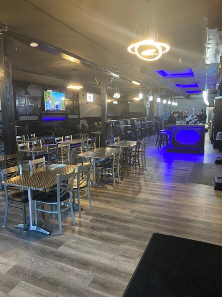 More Photos Of 331-333 Cleveland Ave NW, Canton Restaurant For Sale
