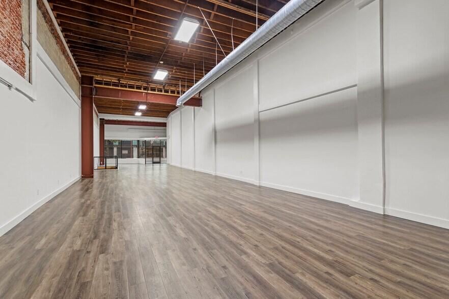 More Photos Of 901-907 S Hill St, Los Angeles Storefront For Lease