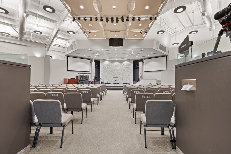 More Photos Of 4700 E Walnut Ave, Orange Religious Facility For Sale