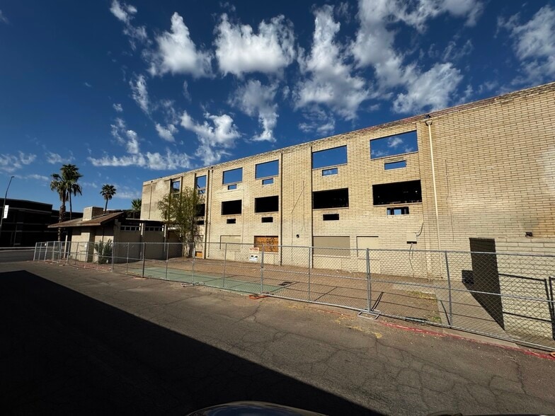 More Photos Of 1310 E McDowell Rd, Phoenix Assisted Living For Sale