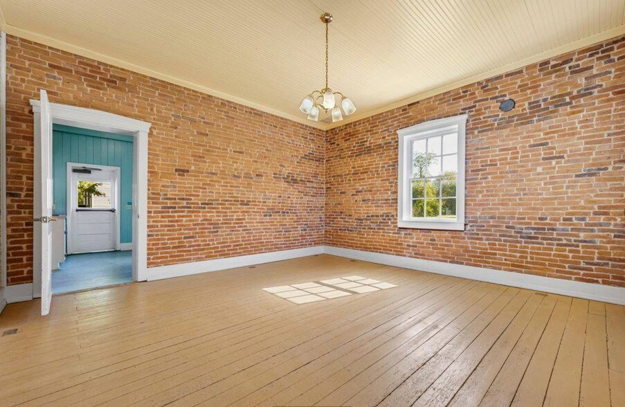 More Photos Of 3565 Mill St, New Melle Office For Lease