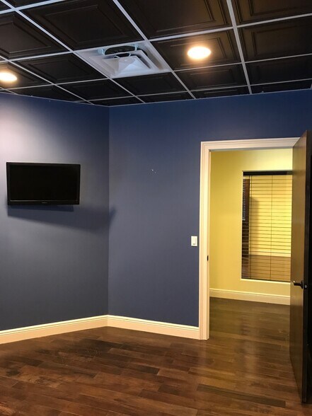 More Photos Of 15132 Park Of Commerce Blvd, Jupiter Service For Sale