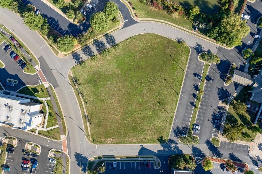 More Photos Of 1068-1076 Hospitality Ln, Fredericksburg Land For Sale