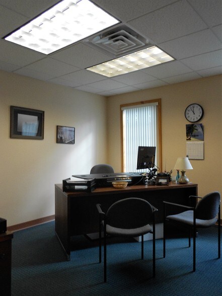 More Photos Of 2622 South Ave, Wappingers Falls Office For Sale