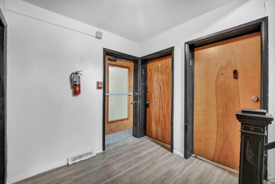 More Photos Of 818-850 S Green Rd, South Euclid Apartments For Sale