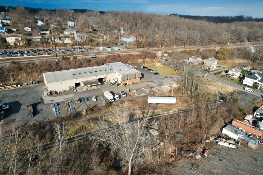 More Photos Of 4258 E Bristol Rd, Feasterville Trevose Warehouse For Lease