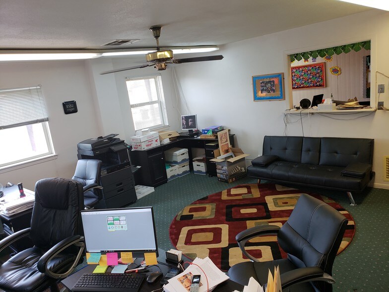 More Photos Of 1803 Kenwick Pl, Pasadena Daycare Center For Sale