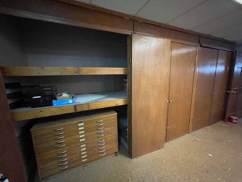 More Photos Of 11 Bell Ave, Denton Flex For Sale