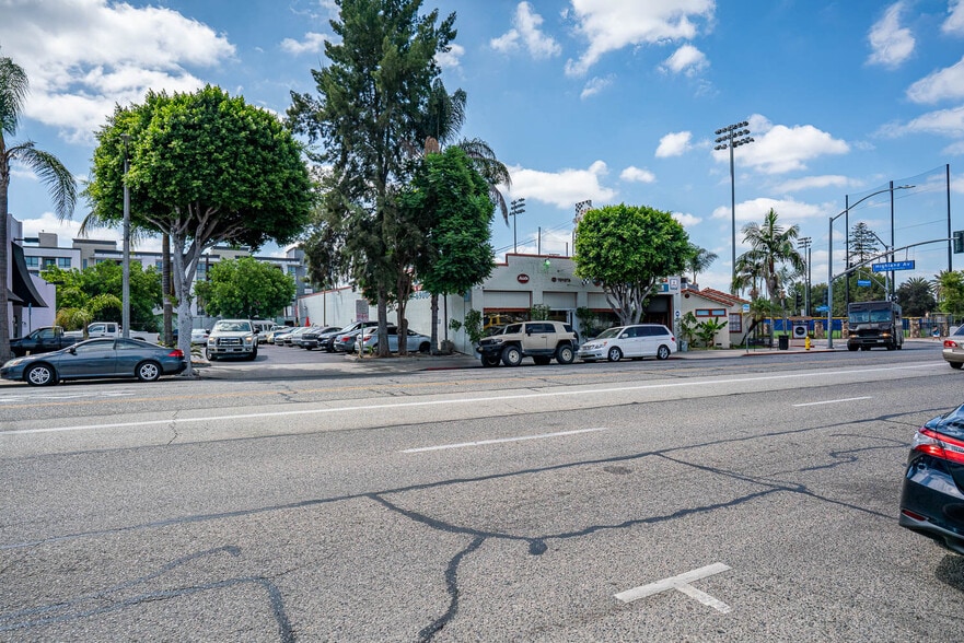 More Photos Of 242 W Commonwealth Ave, Fullerton Auto Repair For Sale