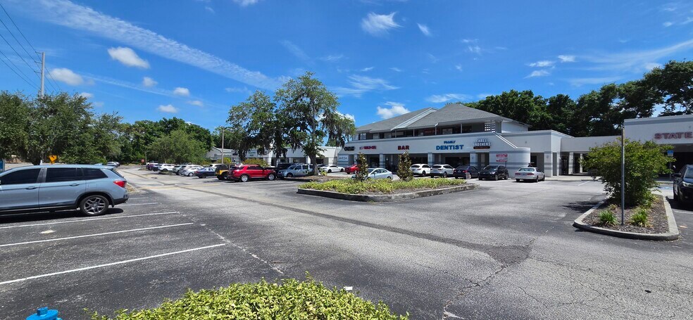 More Photos Of 3460 Tampa Rd, Palm Harbor General Retail For Lease