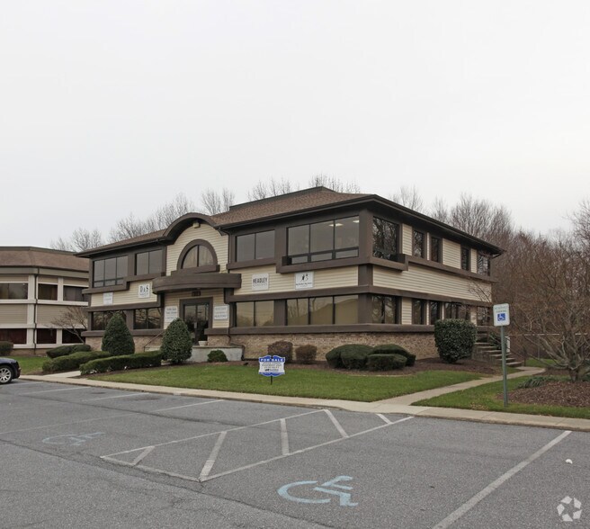More Photos Of 838 Walker Sq, Dover Office For Sale