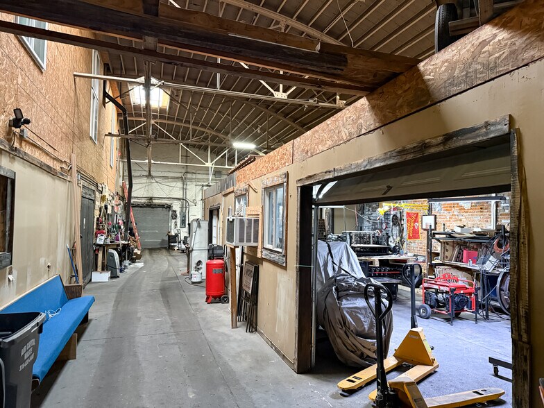 More Photos Of 614-622 S Commerce St, Wichita Warehouse For Sale