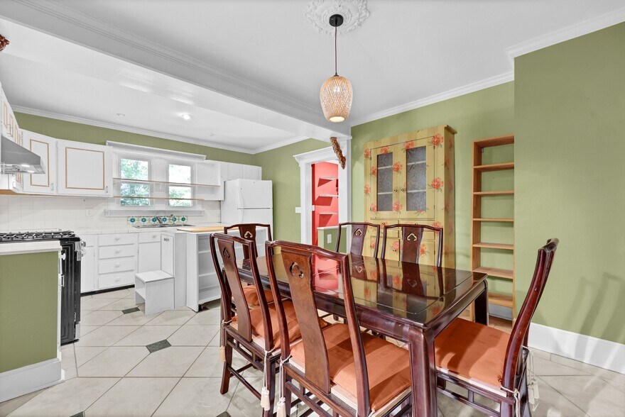 More Photos Of 4911 Oleander Dr, Wilmington General Retail For Sale