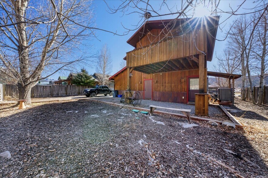 More Photos Of 400 Palomino Trl, Ridgway Office Residential For Sale