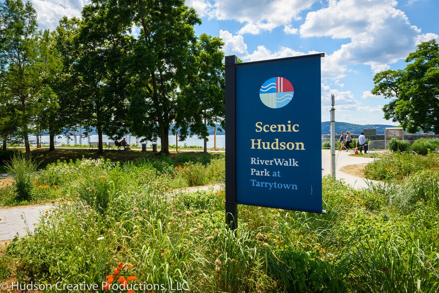 More Photos Of 25 N Broadway, Tarrytown Office For Lease