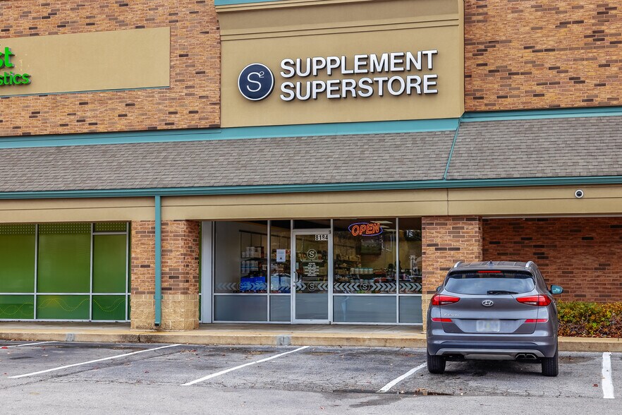 More Photos Of 8266 N Lindbergh Blvd, Florissant Unknown For Lease