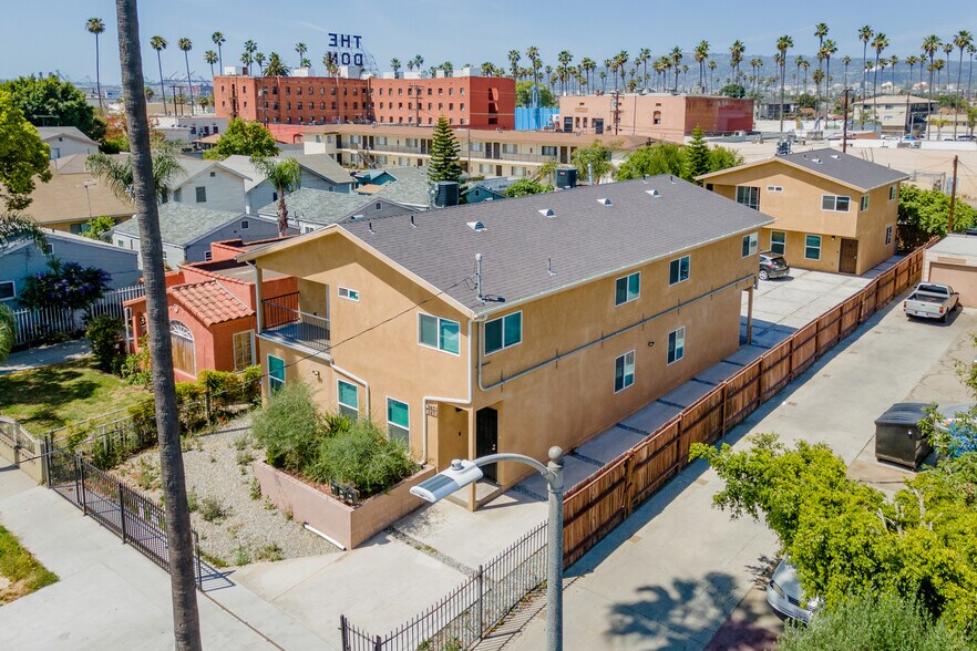 More Photos Of 943 Broad Ave, Wilmington Apartments For Sale