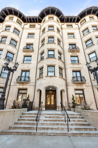 More Photos Of 400 Commonwealth Ave, Boston Medical For Sale