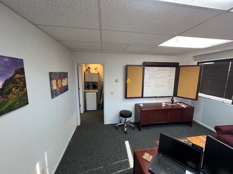 More Photos Of 19029 E Plaza Dr, Parker Unknown For Lease