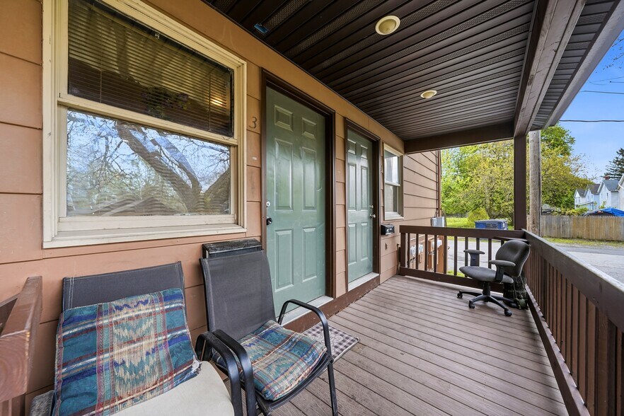 More Photos Of 55 Washington St, Lockport Apartments For Sale