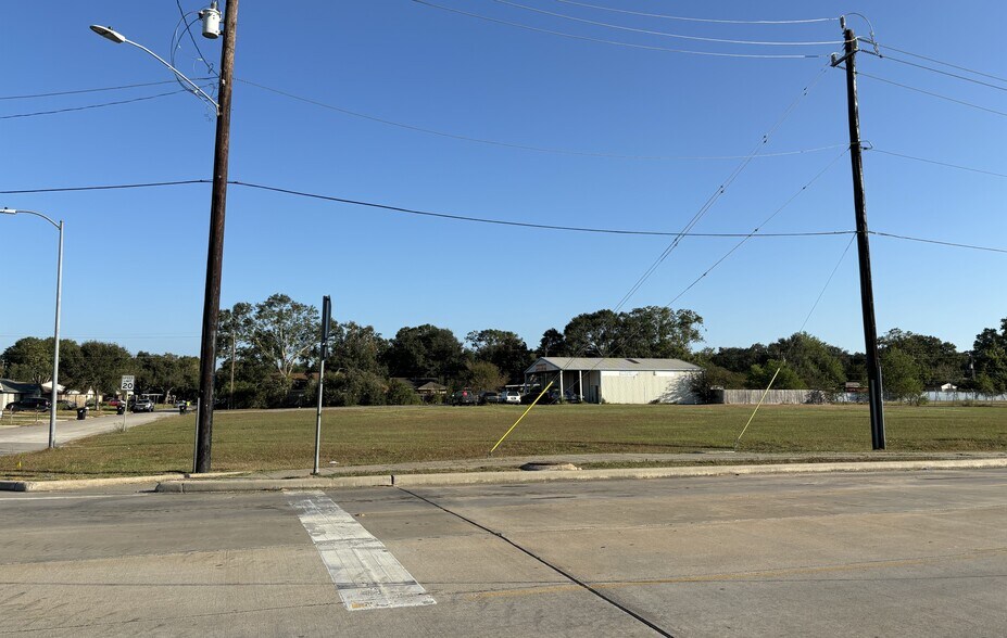 More Photos Of Airport Ave @ Jones St, Rosenberg Land For Sale