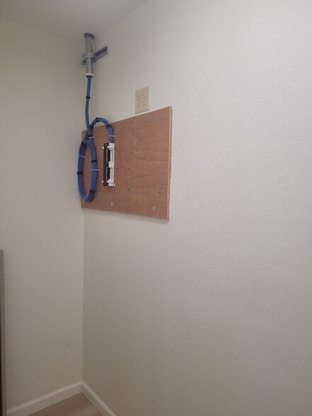 More Photos Of 3039 Davis Rd, Fairbanks Medical For Lease