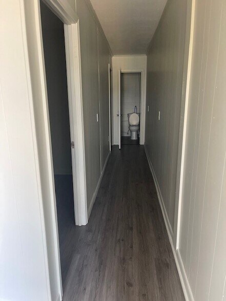 More Photos Of 2032 Wooddale Blvd, Baton Rouge Office For Lease