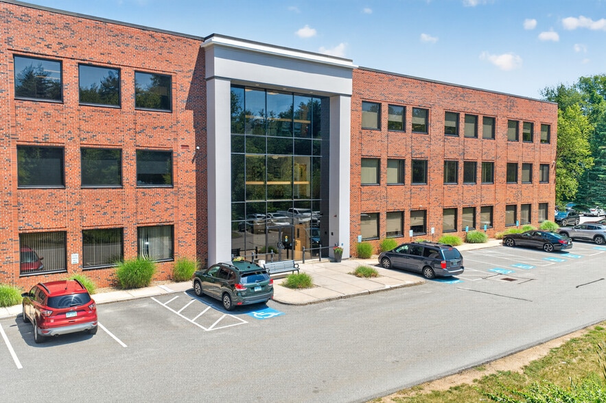More Photos Of 1 Hampton Rd, Exeter Medical For Lease