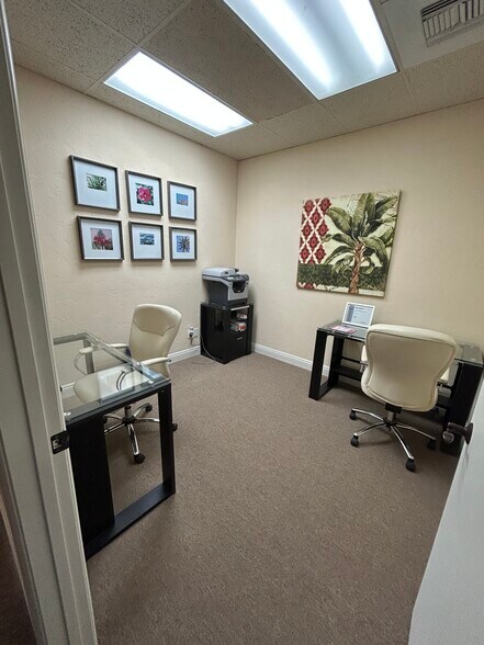 Primary Photo Of 45445 Portola Ave, Palm Desert Medical For Lease