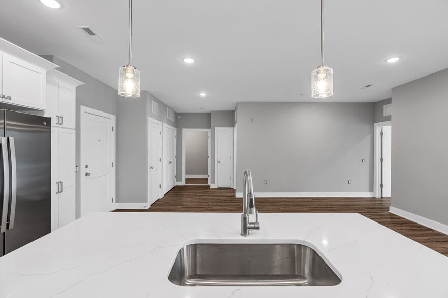 More Photos Of 33 Union Ave, Manasquan Apartments For Sale
