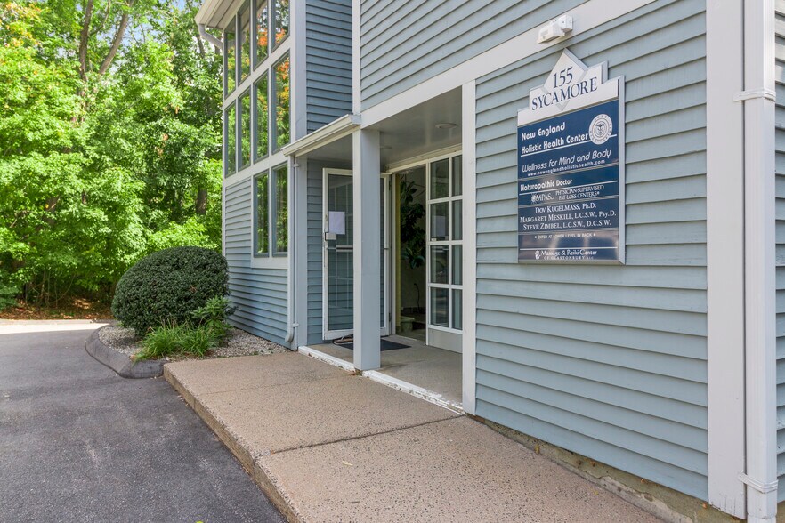 More Photos Of 155 Sycamore St, Glastonbury Office For Lease