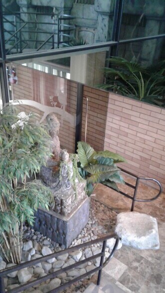 More Photos Of 73550 Alessandro Dr, Palm Desert Office For Sale