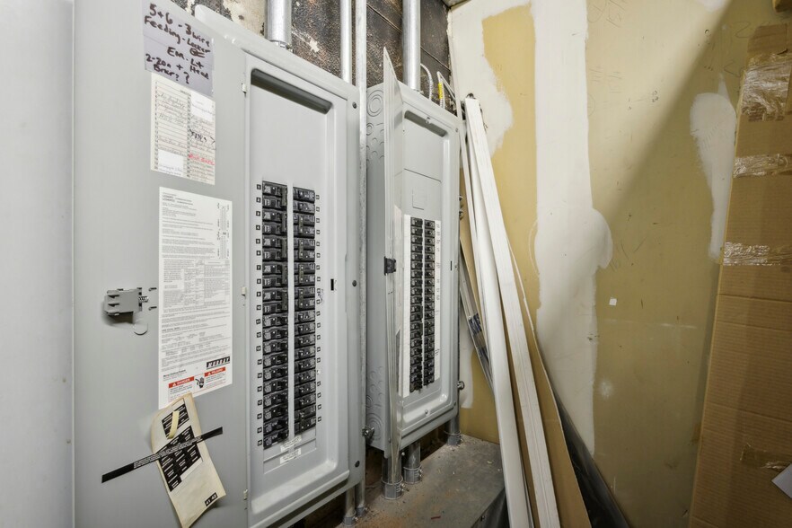 More Photos Of 1900 S Christopher Columbus Blvd, Philadelphia Freestanding For Sale