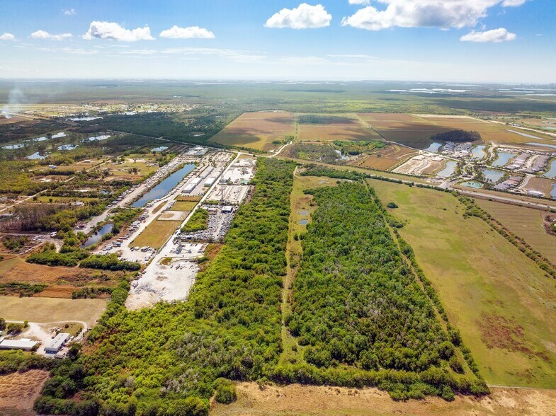 More Photos Of 15435 Tamiami Trl E, Naples Land For Sale