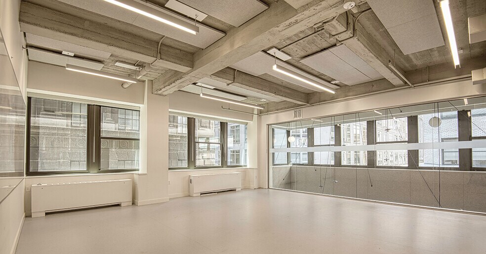 More Photos Of 156 William St, New York Medical For Lease