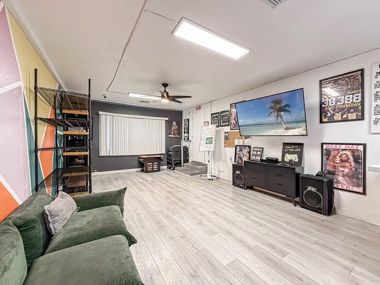 More Photos Of 1492 Sinaloa Rd, Simi Valley Religious Facility For Sale