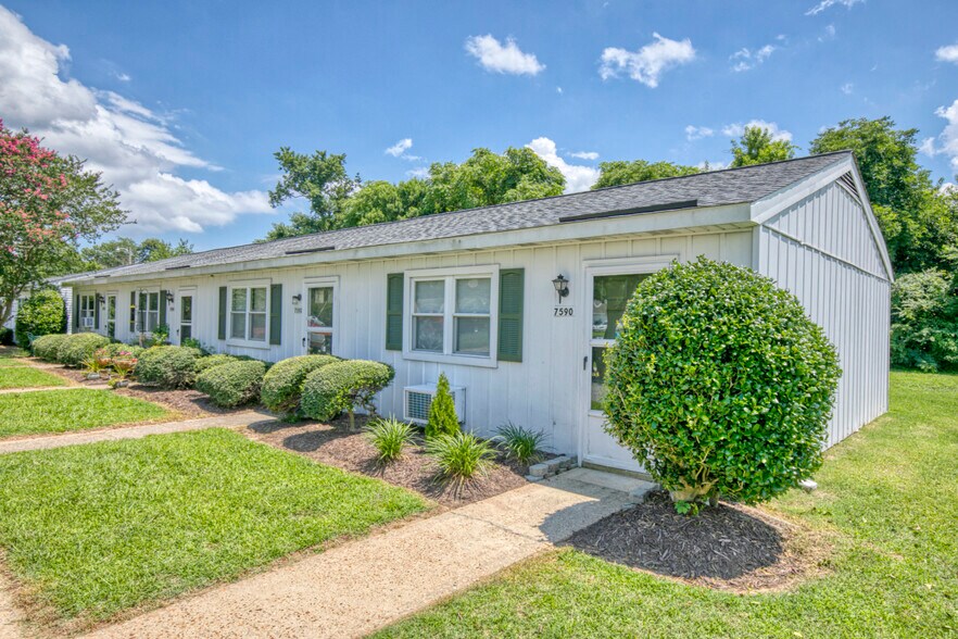 More Photos Of 7626 Bellehaven Dr, Gloucester Point Apartments For Sale