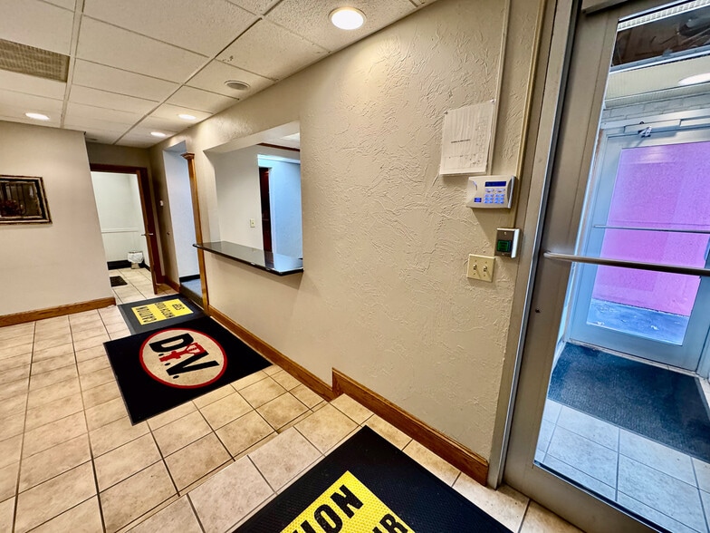 More Photos Of 1050 Triplett Blvd, Akron Warehouse For Sale