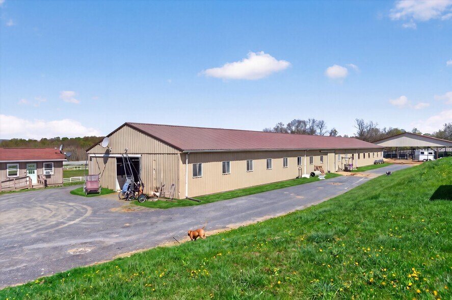 More Photos Of 261 Bullville Rd, Montgomery Horse Stables For Sale