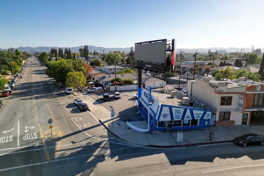 More Photos Of 10504 Victory Blvd, North Hollywood Freestanding For Sale