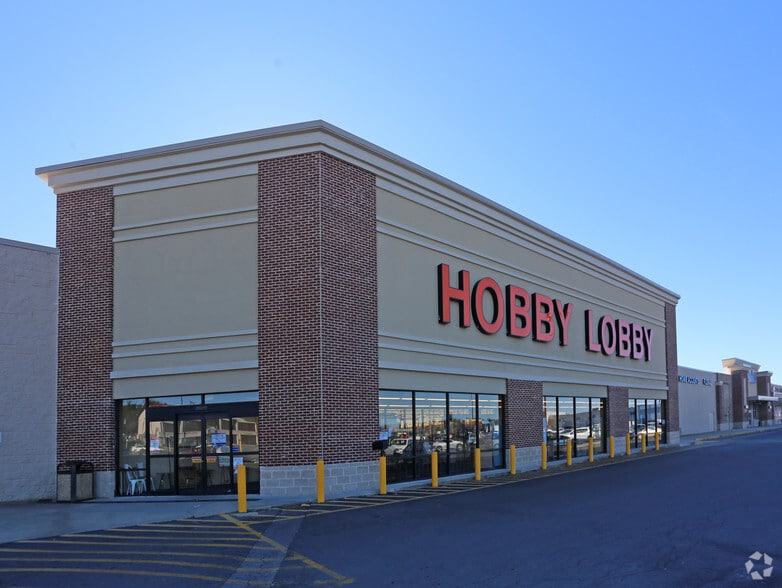 More Photos Of 1432-1560 E Dixie Dr, Asheboro Unknown For Lease