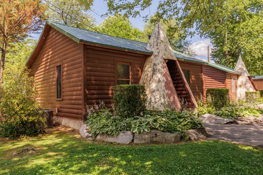 More Photos Of , Whittier Hospitality For Sale