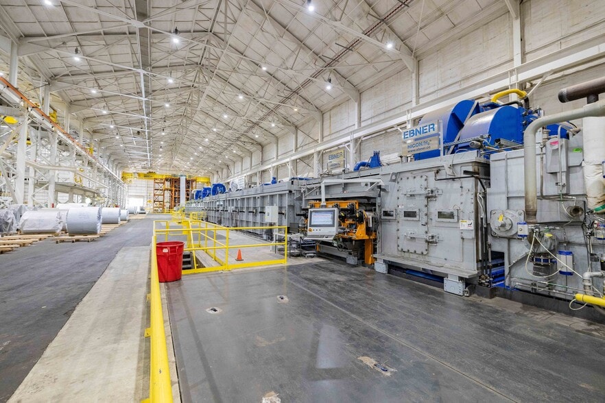 More Photos Of 28000 W Jefferson Ave, Gibraltar Manufacturing For Sale