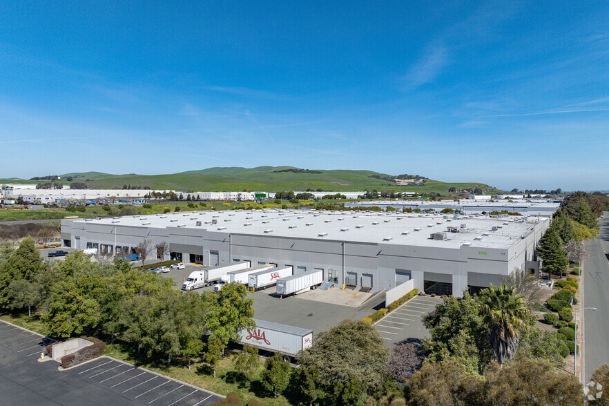 More Photos Of 4725 Industrial Way, Benicia Warehouse For Lease