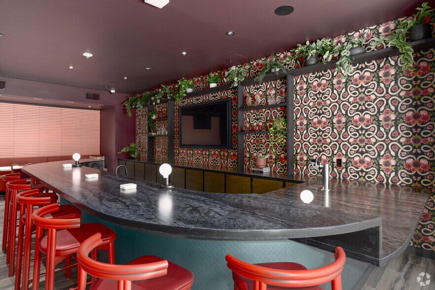 More Photos Of 1390 NE Compton Dr, Hillsboro Multifamily For Sale