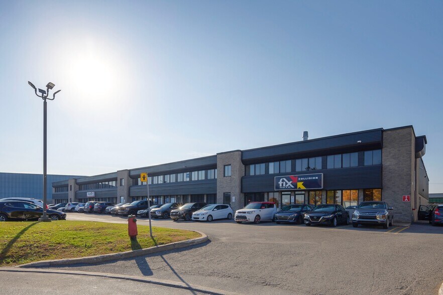 More Photos Of 667 Giffard, Longueuil Flex For Lease