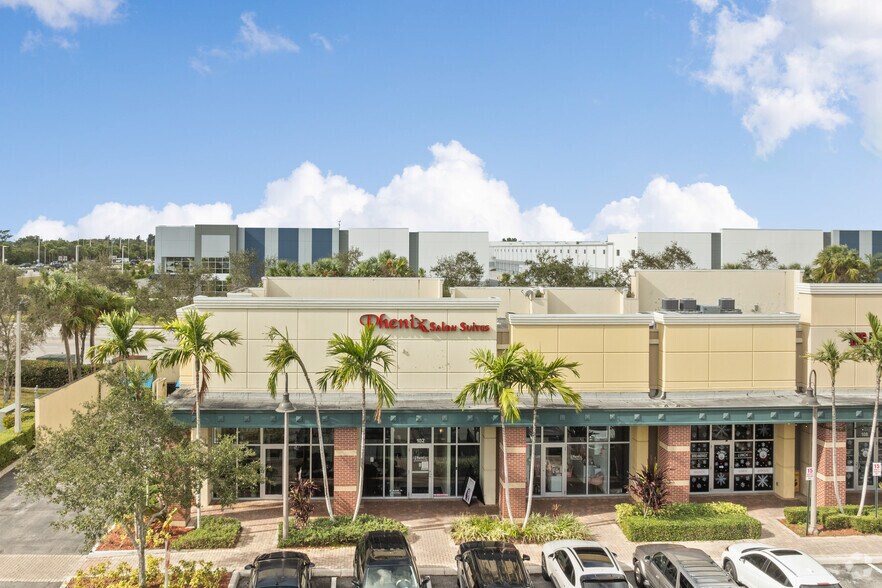 More Photos Of 8751-8795 Southern Blvd, West Palm Beach General Retail For Sale