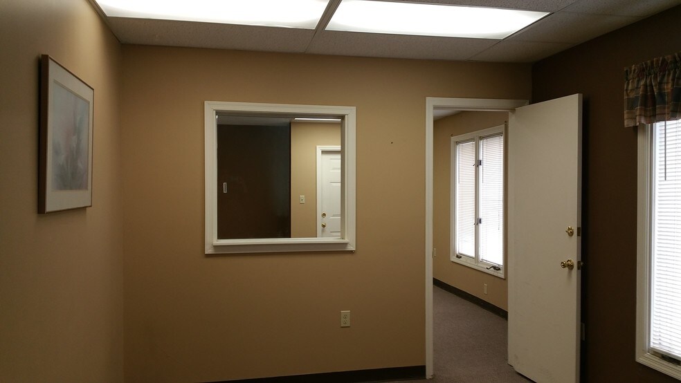 More Photos Of 1524 Merrimac Trl, Williamsburg Office For Sale